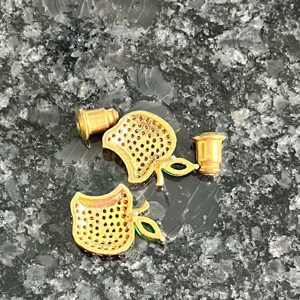 Eye Candy LA Apple Earrings